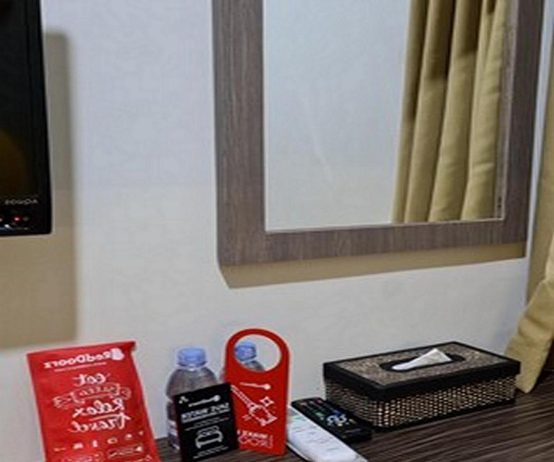 Gaia Asri Hotel Pamanukan Hilir Buitenkant foto