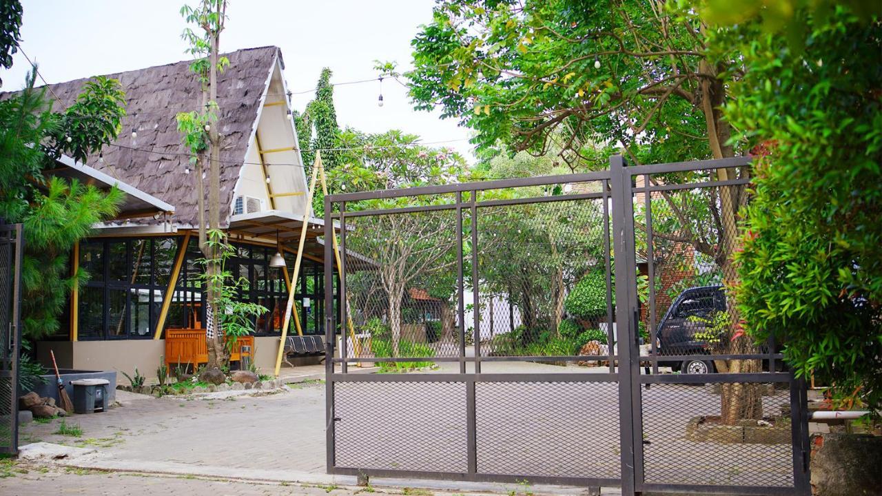 Gaia Asri Hotel Pamanukan Hilir Buitenkant foto