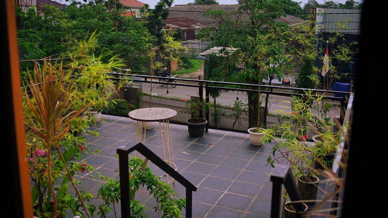 Gaia Asri Hotel Pamanukan Hilir Buitenkant foto